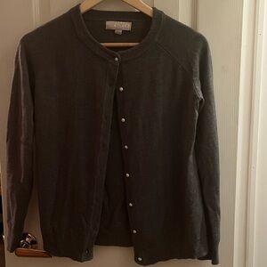 Carolyn Taylor Grey sweater - B1